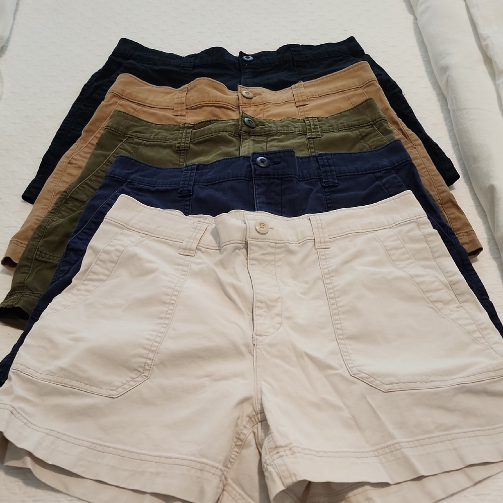 Old Navy Women's High Rise Chino Shorts Bundle - Cream, Navy, Olive, Tan, Black